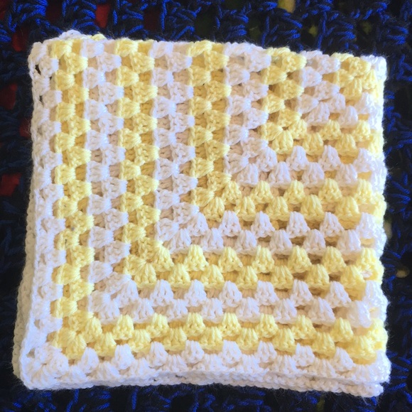 Handmade baby blanket - Picture 2 of 2
